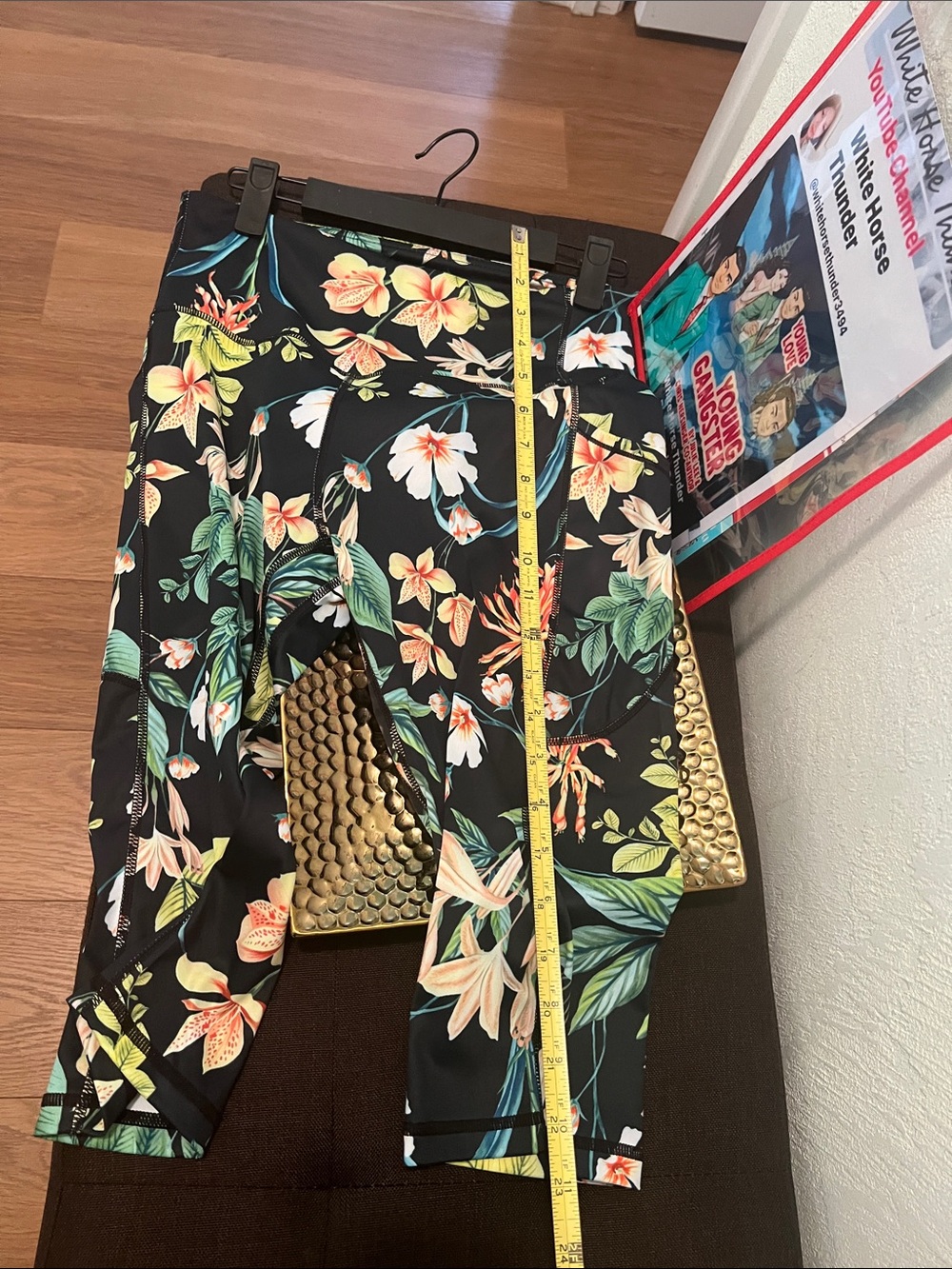 #2375**ododos Black Floral Capri Leggings - Picture 6 of 17